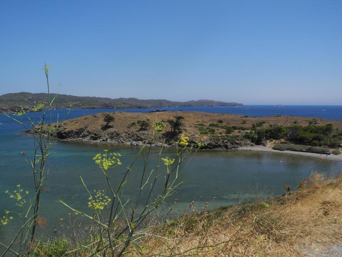 Tranquilos Estudios Cerca De La Playa 카다케스 외부 사진